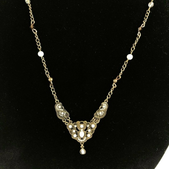 Handmade victorian style women's neckless/pendant - Picture 3 of 7